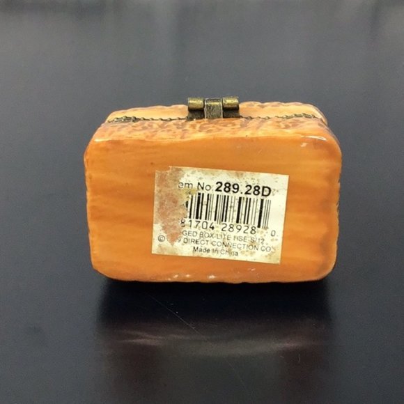 Vintage Lighthouse Hinged trinket box - Picture 4 of 4